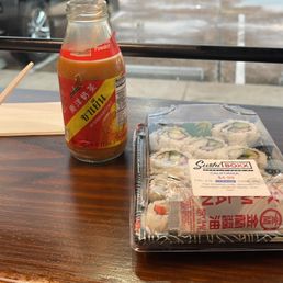 California roll , Thai Tea California roll , Thai Tea