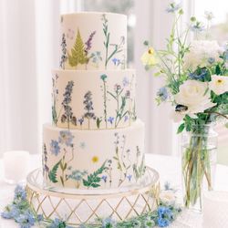 Bloom Custom Cakes