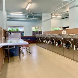 Wahiawa Laundromat