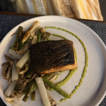 Felina Steak - Salmon - Italian Near Me - Jersey City, New Jersey