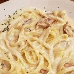 Fettuccine Alfredo