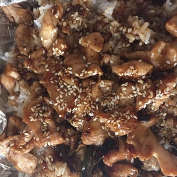 Sriracha Thai Restaurant - Thai style teriyaki chicken - Thai Near Me - Carson, California Sriracha Thai Restaurant - Thai style teriyaki chicken - Thai Near Me - Carson, California