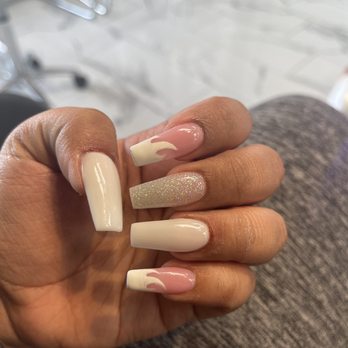 Mindy Nails Bar - Nail Salons Near Me - Whittier, California