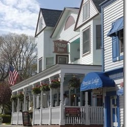 Village Inn