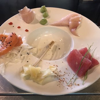 Kona Cafe - Sushi from Kona Cafe Sushi bar, Disney's Polynesian Resort, Orlando - Sushi Bars Near Me - Lake Buena Vista, Florida