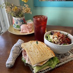 The Little Clay House - 1/2 Club sandwich
