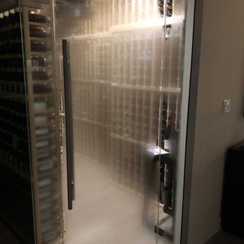 Liquid Assets Cellars - Condensation covering the glass (10/13/2020) - Wineries Near Me - North Hollywood, California