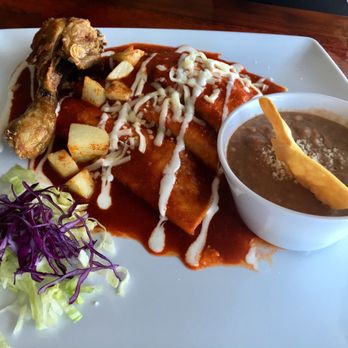 El Catrin - Pork Pastor Enchilada plate. Awesome beans. - Mexican Near Me - Warrenton, Oregon