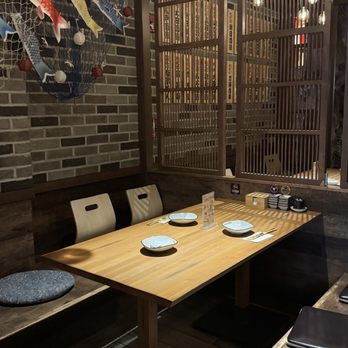 Izakaya Nana - dining booth - Izakaya Near Me - Flushing, New York Izakaya Nana - dining booth - Izakaya Near Me - Flushing, New York