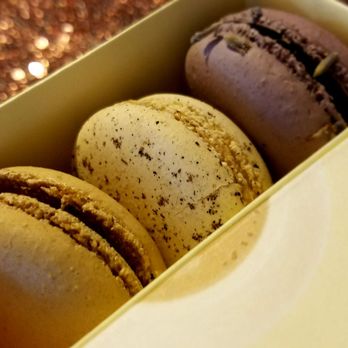 Tous Les Jours - Closeup of the vanilla macaron - Bakeries Near Me - Mesa, Arizona