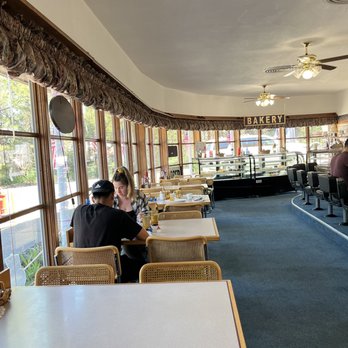 Ponderosa Bakery & Cafe - Inside - Bakeries Near Me - Gilchrist, Oregon