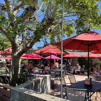 Healdsburg Bar & Grill - Outdoor seating - Burgers Near Me - Healdsburg, California Healdsburg Bar & Grill - Outdoor seating - Burgers Near Me - Healdsburg, California