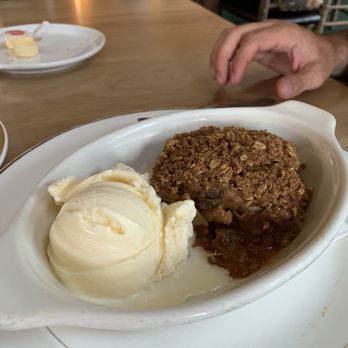 Caribou Grill - a bowl of food with ice cream - American Near Me - Valemount, British Columbia Caribou Grill - a bowl of food with ice cream - American Near Me - Valemount, British Columbia