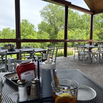 Palmyra Pub and Eatery - Nice view - New American Near Me - Dixon, Illinois