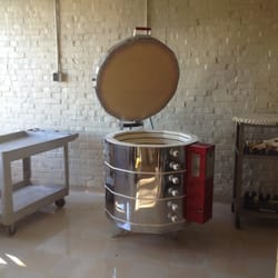 Eakin Elementary School - Waiting to cook up those masterpieces...