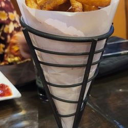 Alley Pond Sports Bar & Grill - Onion Rings w/ Chipotle Aioli