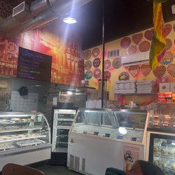 Charlee And The Cookie Factory - Ice cream and cookie bar