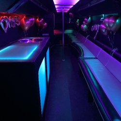 The Party Bus 407 - @luxebusorl #Partybus #Orlandopartybus #Partybusorlando #nightclubonwheels www.thepartybus407.com 407.768.5452