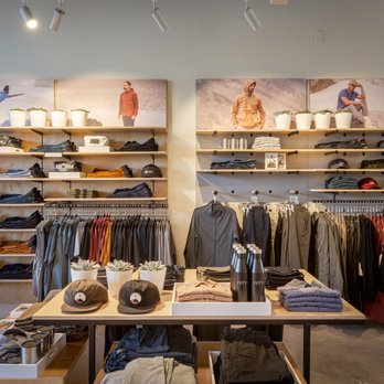 Vuori - Men's Clothing Near Me - Venice Beach, California Vuori - Men's Clothing Near Me - Venice Beach, California
