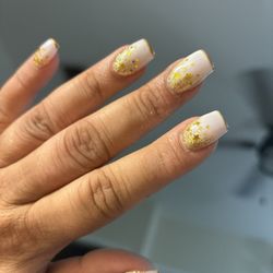 Classy Nails - Mani w glitter and stars
