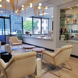 Ava Khosraviani, MD, FAAD - Skinwell Dermatology - Waiting room