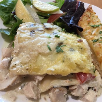 Bon Appetit Cafe - Chicken Lasagna w/ Tarragon Cream Sauce - Cafes Near Me - Pleasanton, California