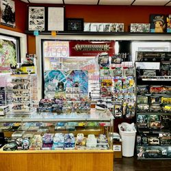Corning Comics & Collectibles