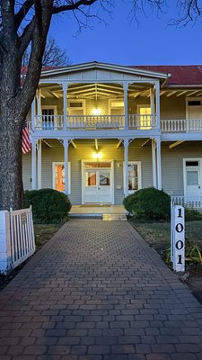 The Antlers Inn by null