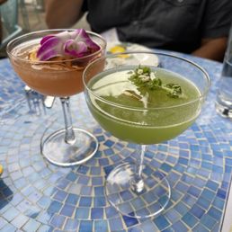 Sicilie Pompelmo and Basil Martini