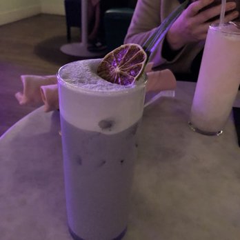 Roxanne’s - Specialty drink that tasted quite sad - Cocktail Bars Near Me - Boston, Massachusetts