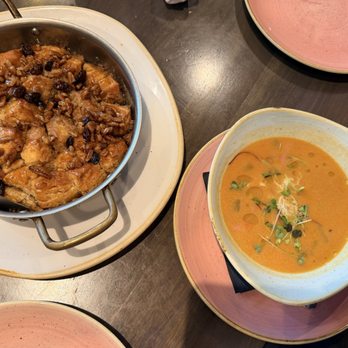 Makers Union - Monkey Bread For The Table & Thai soup - Pubs Near Me - Reston, Virginia