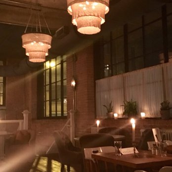 The Allis - Chic but cozy ambience at The Allis - Lounges Near Me - Chicago, Illinois