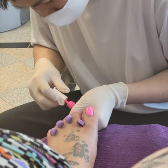 Nail Shadow Salon - He did an AMAZING JOB!! The men always do it better for some strange reason! - Nail Salons Near Me - Kennesaw, Georgia Nail Shadow Salon - He did an AMAZING JOB!! The men always do it better for some strange reason! - Nail Salons Near Me - Kennesaw, Georgia