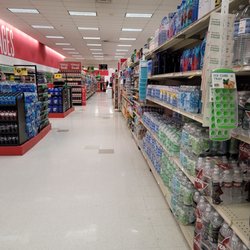 Winn Dixie - Water and coke aisle