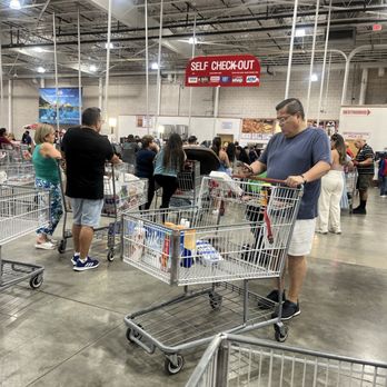 Costco - Saturday lines--CrAzy! - Wholesale Stores Near Me - Miami, Florida