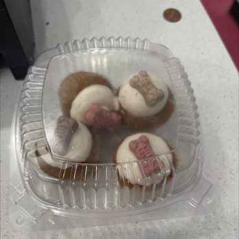 Smallcakes Ahwatukee - Dog cupcakes - Cupcakes Near Me - Phoenix, Arizona