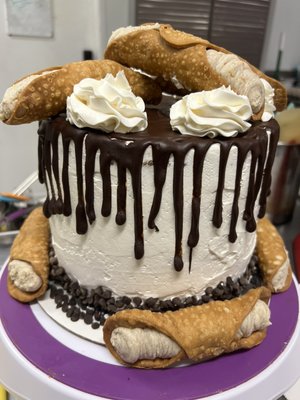 We are a wholesale bakery specializing in food allergy accommodations - Everything that we make here at Healthy D’Lites is gluten free, sugar free, high protein, low carb and keto/diabetic friendly. We are a speciality bakery with allergy free accomodations!

We’re based in the beautiful Florida Keys and we offer a wide array of home-made cheesecake, breads, muffins, cobblers, cake pops, brownies, birthday cakes, cup cakes and more!