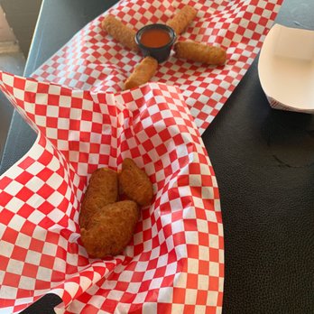 GIGI’S Wing Shack - Jalapeño poppers and cheese sticks. Delicicous! - Chicken Wings Near Me - San Benito, Texas