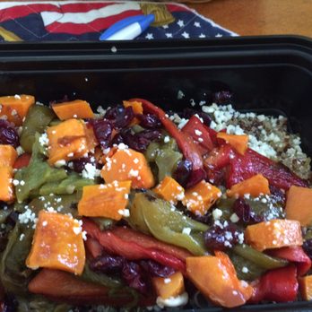 La QChara - Chile quinoa bowl with roasted veggies - Latin American Near Me - Melrose, Massachusetts La QChara - Chile quinoa bowl with roasted veggies - Latin American Near Me - Melrose, Massachusetts