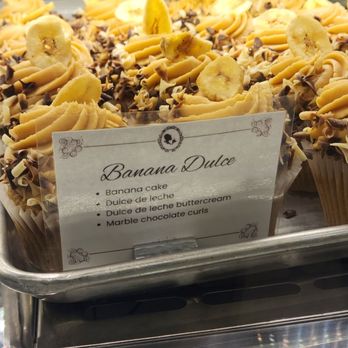 Jennivee’s Bakery - Desserts Near Me - Chicago, Illinois Jennivee’s Bakery - Desserts Near Me - Chicago, Illinois