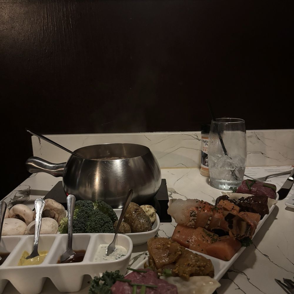 Entrée Fondue* Entrée Fondue*