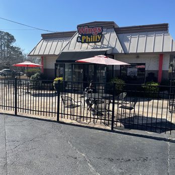 Wings & Philly - the outside of a restaurant - Chicken Wings Near Me - Lawrenceville, Georgia