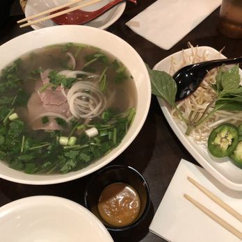 Pho Shop - Beef pho with eye round - Vietnamese Near Me - New York, New York Pho Shop - Beef pho with eye round - Vietnamese Near Me - New York, New York