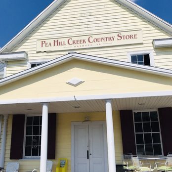 The Kitchen Table - Pop in this shop for some good home Cookin - Cafes Near Me - Gasburg, Virginia