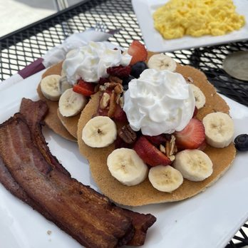 Rise n Dine - Protein pancakes woth bacon - American Near Me - Wheeling, Illinois