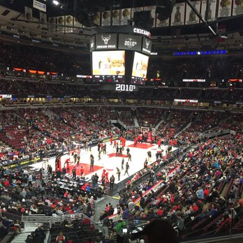 United Center - Stadiums & Arenas Near Me - Chicago, Illinois