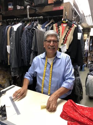 Allen Tailor & Cleaning by null