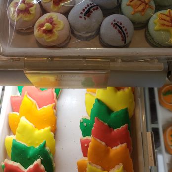 Dutch Maid Bakery - Macaroons and Fall cookies! - Bakeries Near Me - Goshen, Indiana Dutch Maid Bakery - Macaroons and Fall cookies! - Bakeries Near Me - Goshen, Indiana