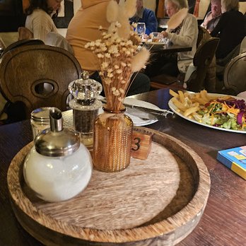 Zum Türmchen - Wine Bars Near Me - Hofheim am Taunus, HE Zum Türmchen - Wine Bars Near Me - Hofheim am Taunus, HE