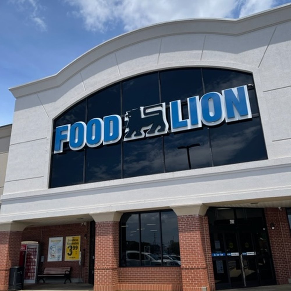 Food Lion - The front entry way to the store. - Grocery Near Me - Simpsonville, South Carolina Food Lion - The front entry way to the store. - Grocery Near Me - Simpsonville, South Carolina